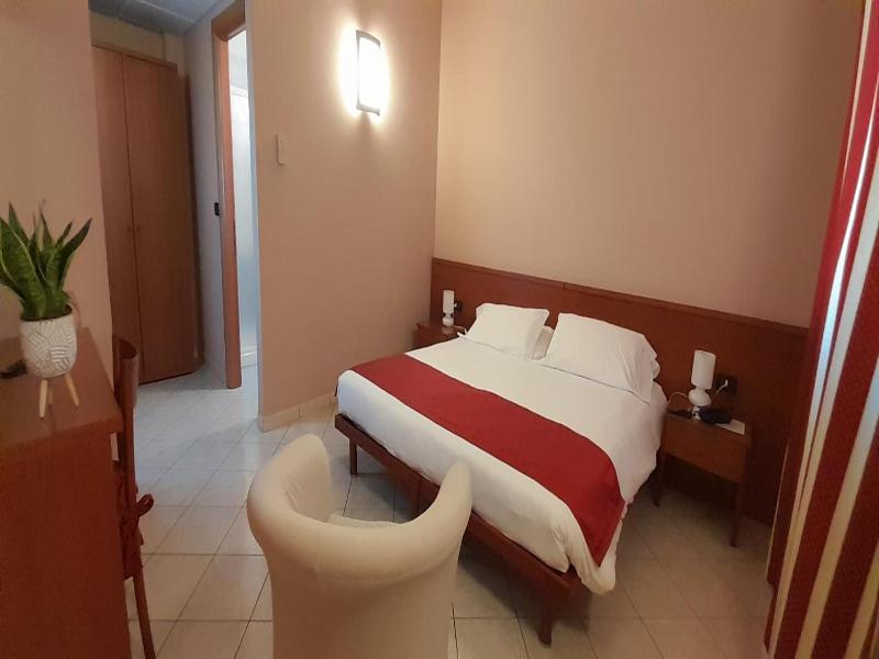 Hotel Ceretto image