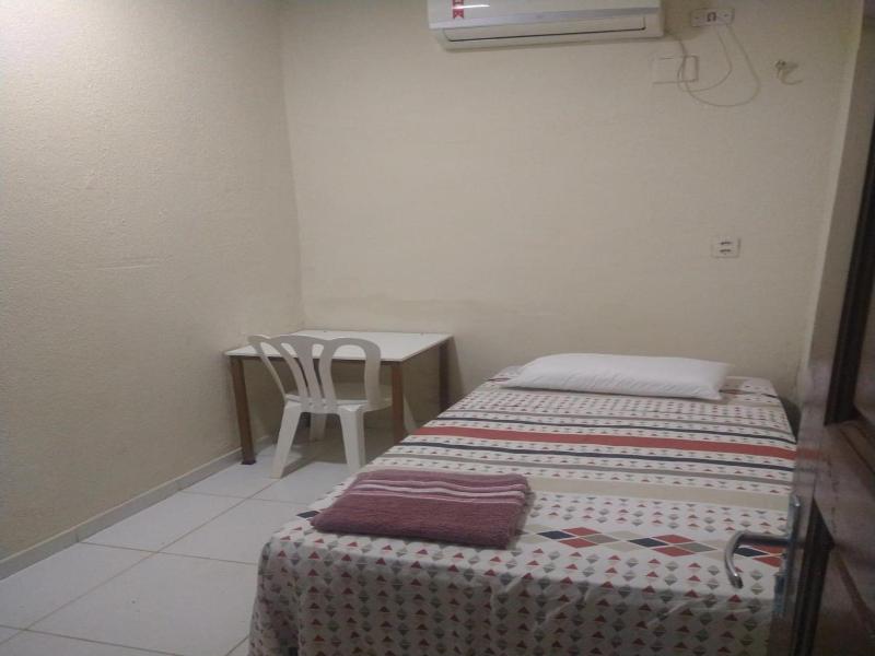 Hotel 678
