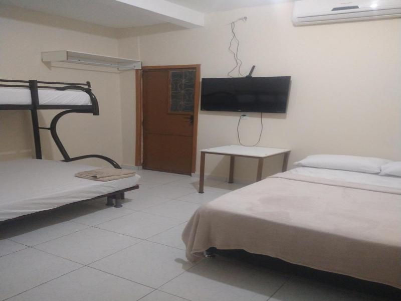 Hotel 678