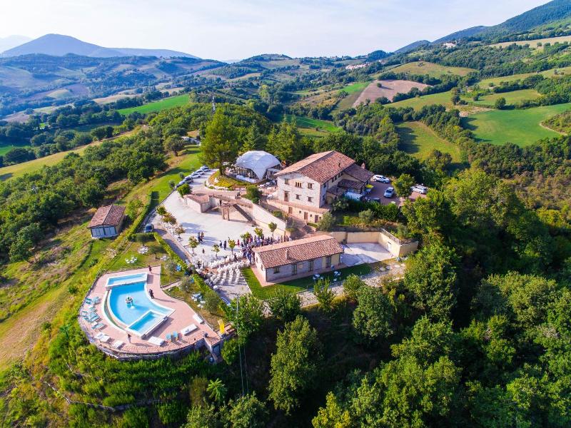 La Castellaia Resort image