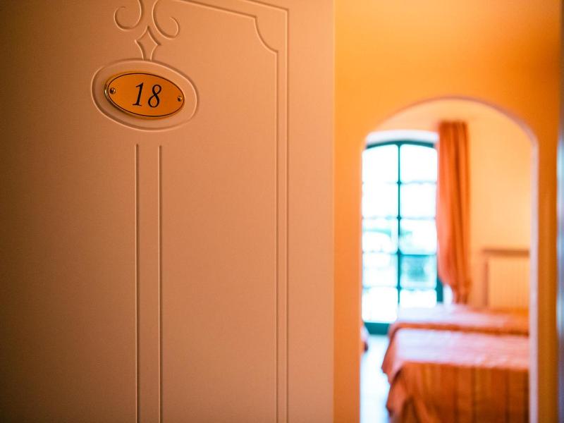 Le Lanterne image