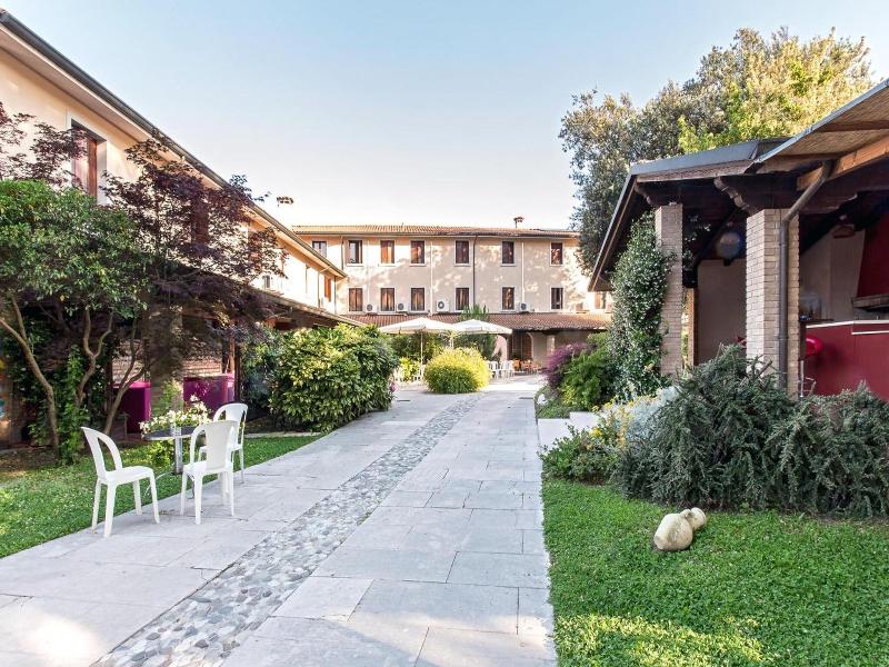 Hotel Al Posta image