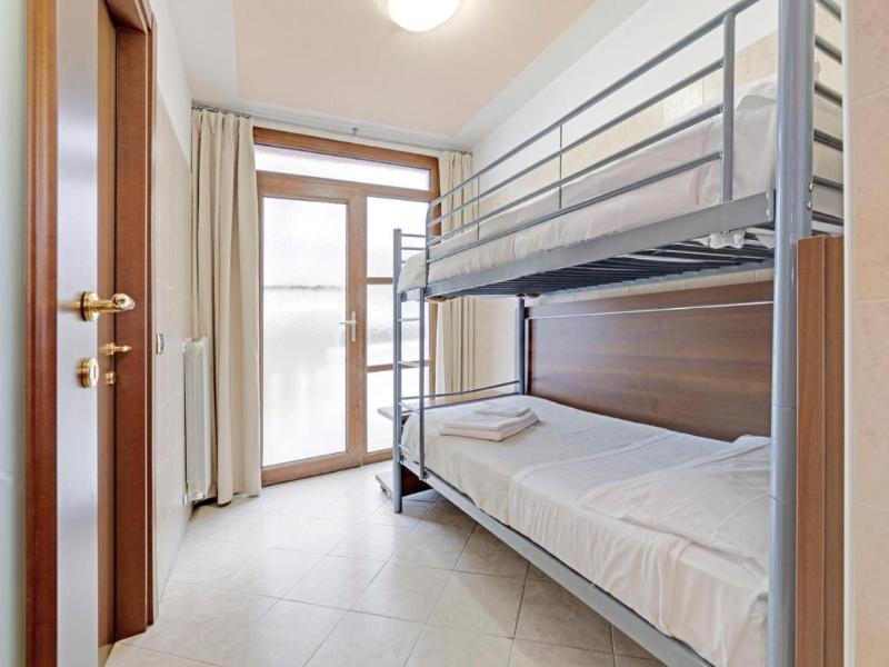 Hotel Grotto Bagat image