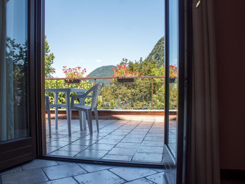 Hotel Grotto Bagat image