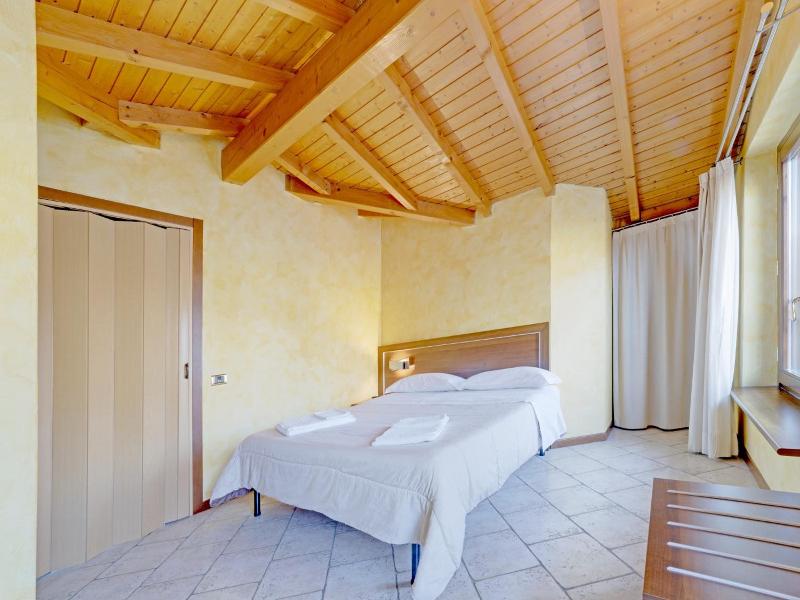 Hotel Grotto Bagat image