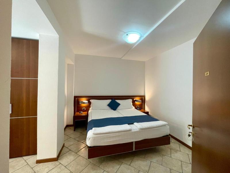Hotel Grotto Bagat image
