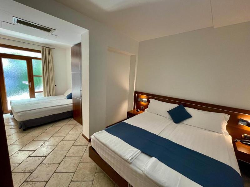 Hotel Grotto Bagat image