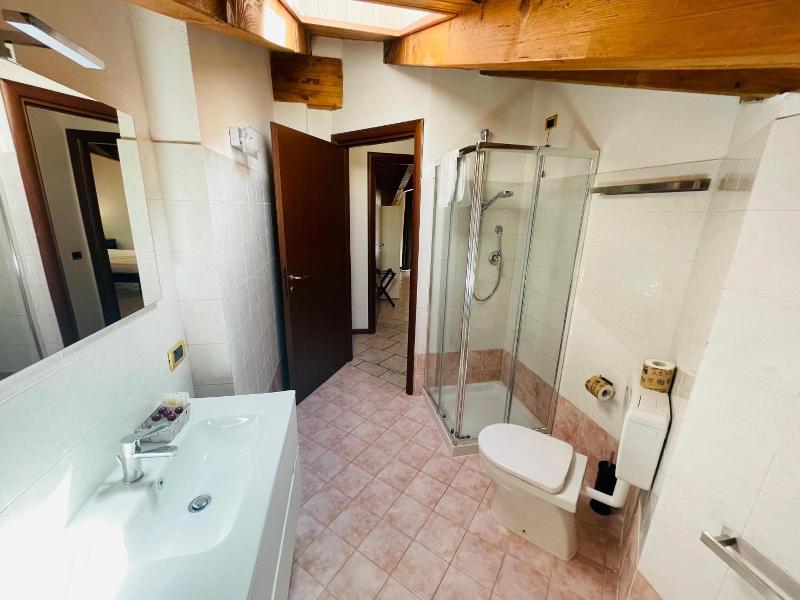 Hotel Grotto Bagat image