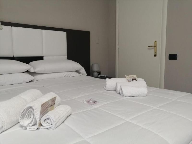 Hotel Siros image