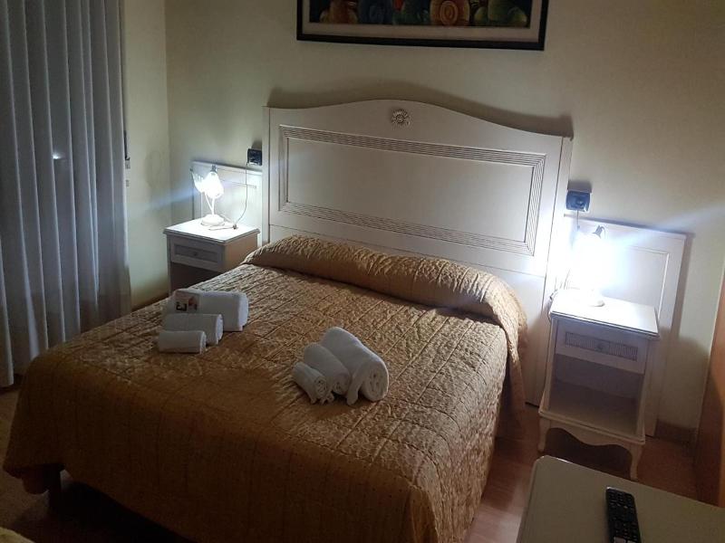 Hotel Siros image