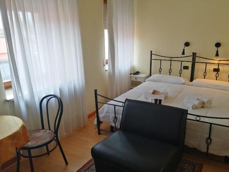 Hotel Siros image