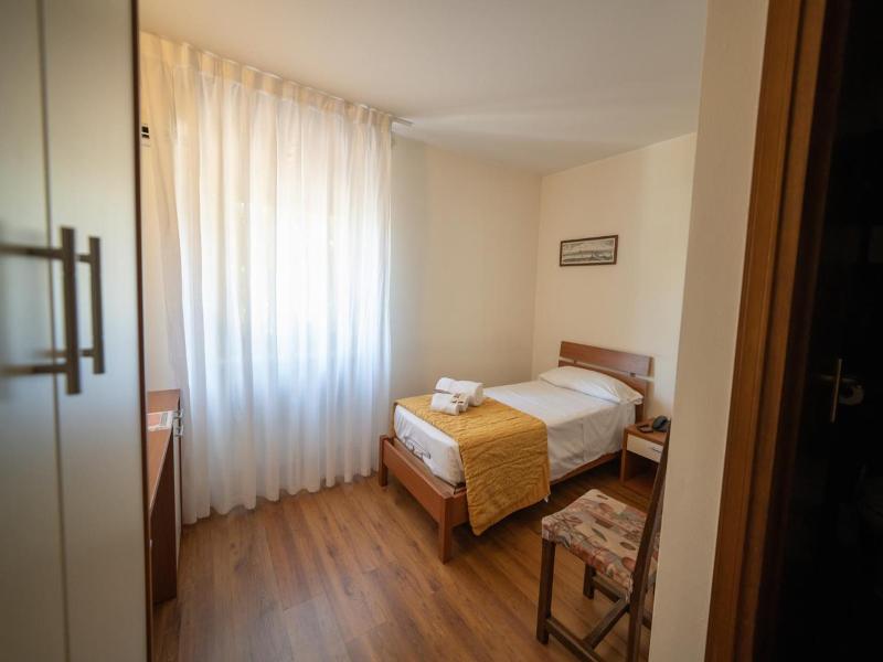Hotel Siros image