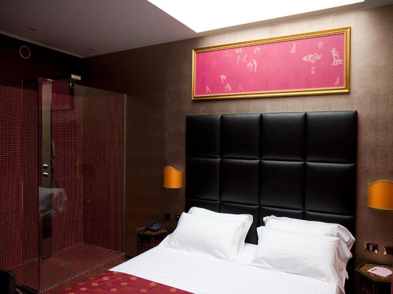 Hm Motelhotel image