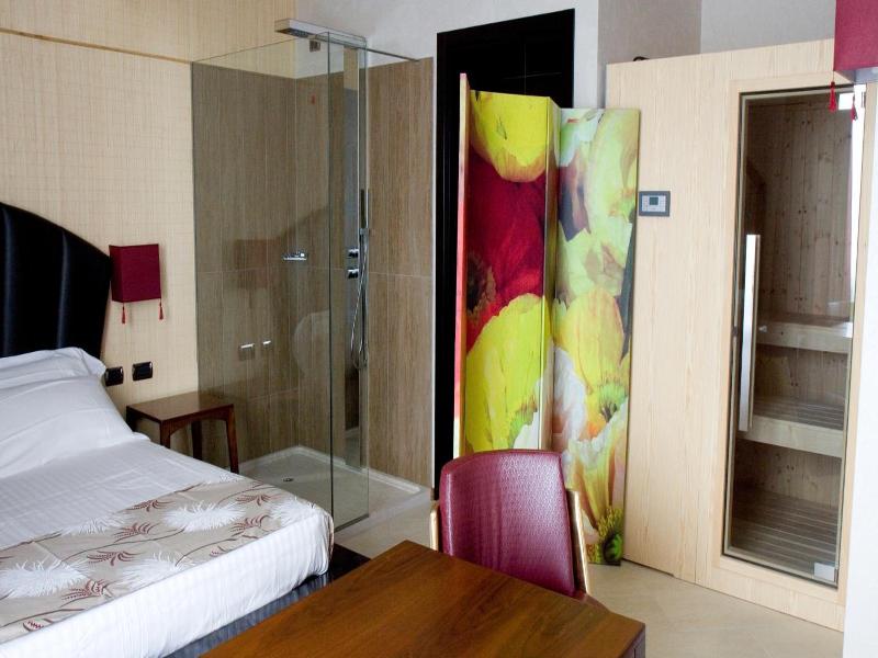 Hm Motelhotel image