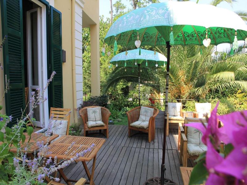 Palm Gallery Hotel image