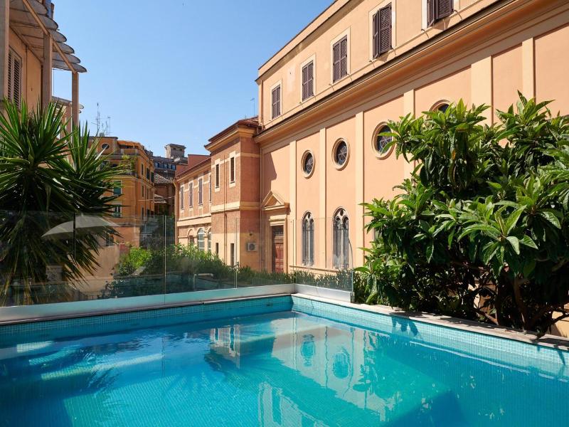 Palm Gallery Hotel image