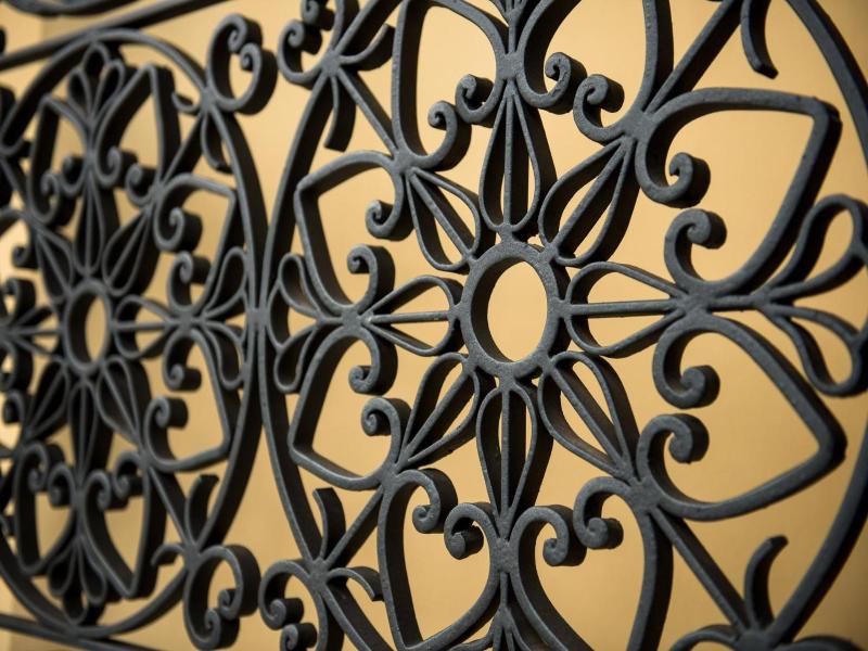 Palm Gallery Hotel image