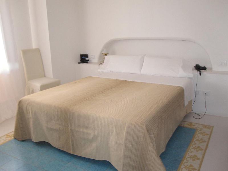 Hotel Santa Marina Antica Foresteria image