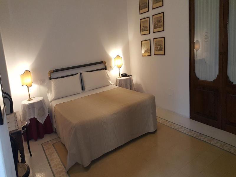 Hotel Santa Marina Antica Foresteria image