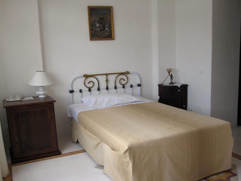 Hotel Santa Marina Antica Foresteria image