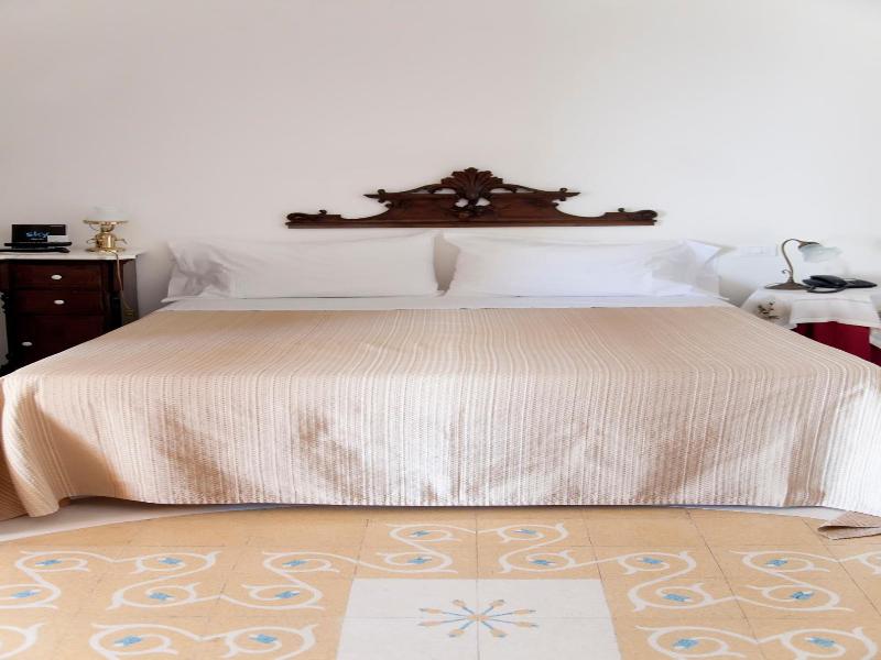 Hotel Santa Marina Antica Foresteria image