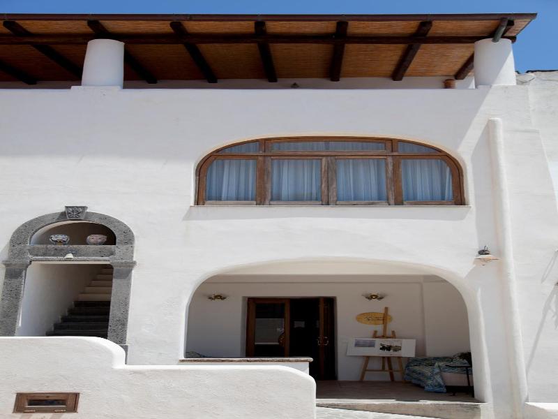 Hotel Santa Marina Antica Foresteria image
