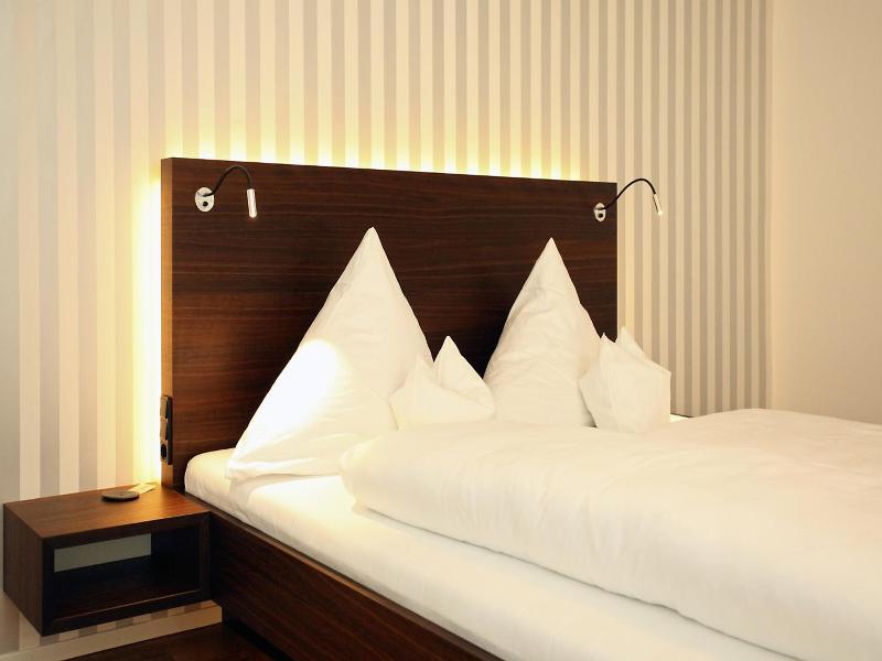 Hotel Hagnauer Seeperle image