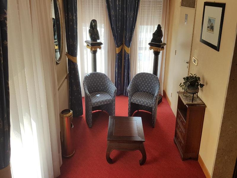 Hotel Minerva image