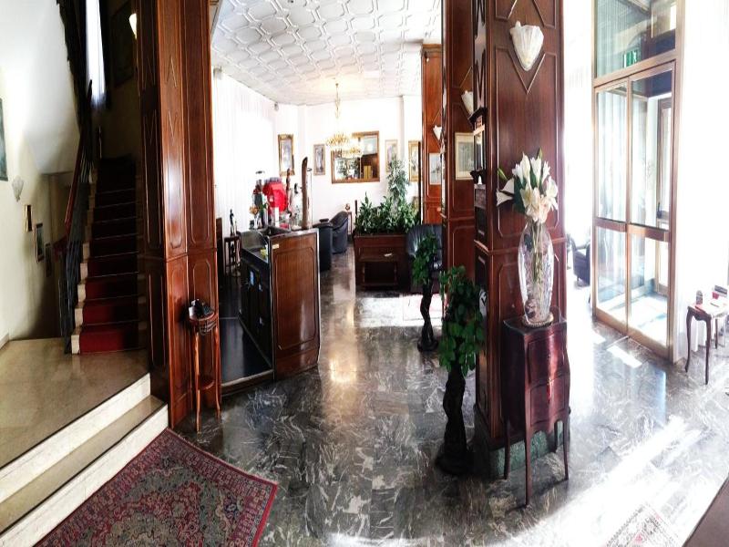Hotel Minerva image