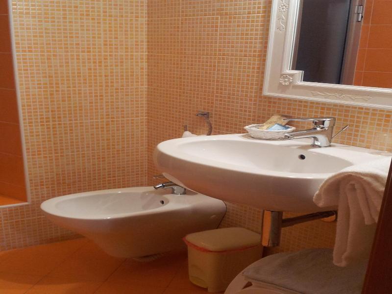 Terme Di Monte Valenza image