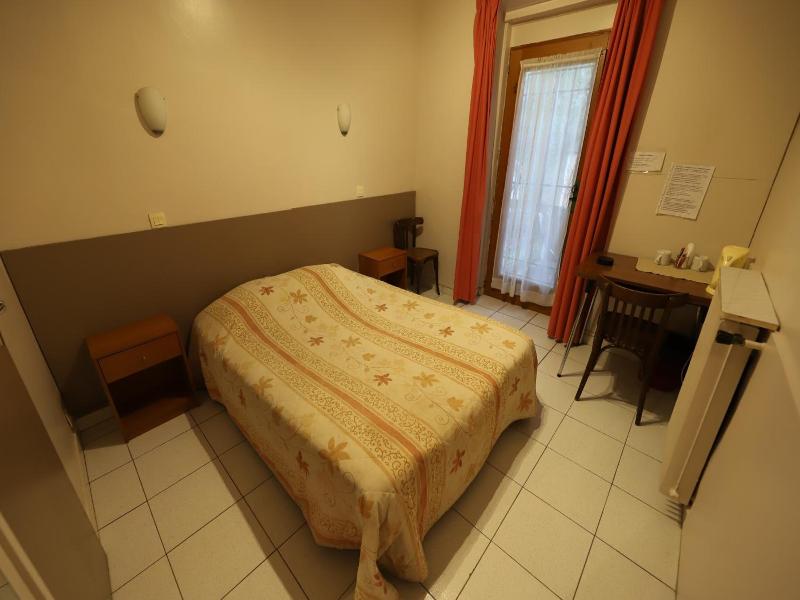 Hôtel Du Roussillon image