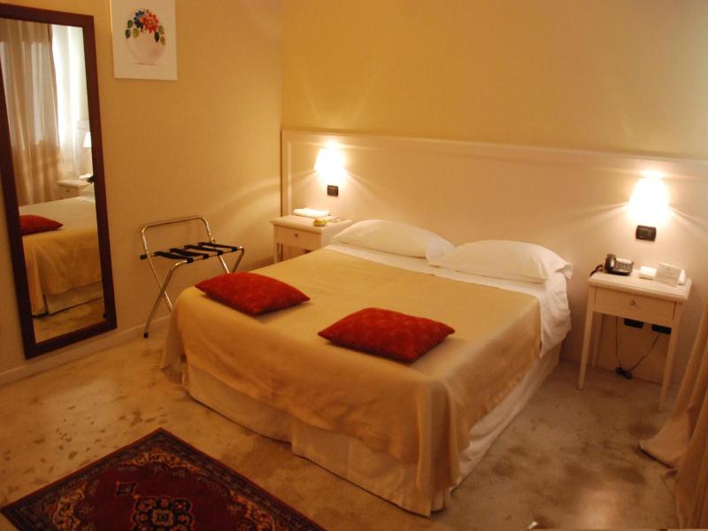 Albergo Della Ceramica image
