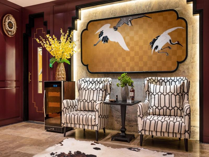 Ravatel Luxury Hotel Bac Giang image