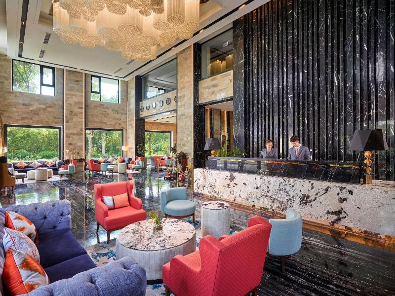 Ravatel Luxury Hotel Bac Giang — view