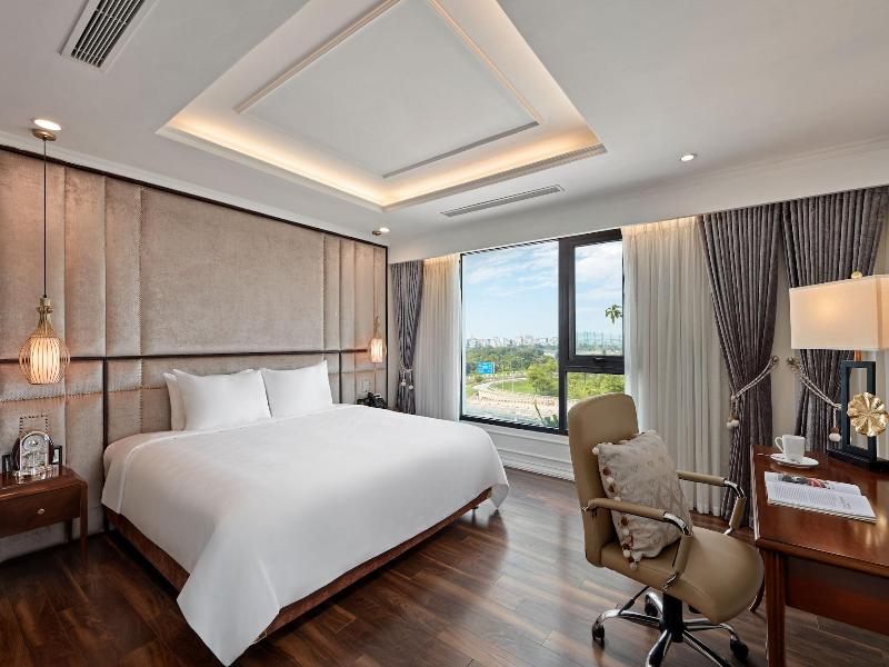 Ravatel Luxury Hotel Bac Giang image