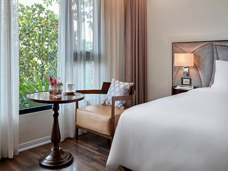 Ravatel Luxury Hotel Bac Giang image