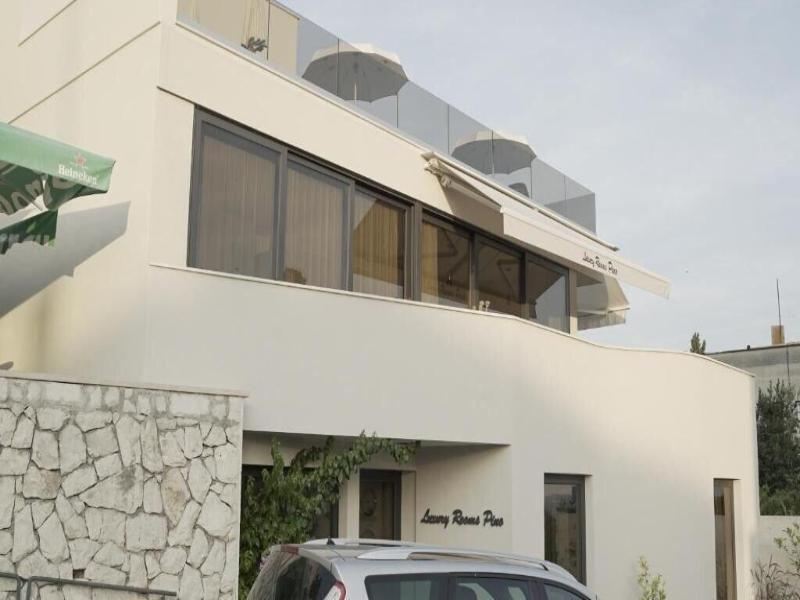 Luxury Rooms Pino image