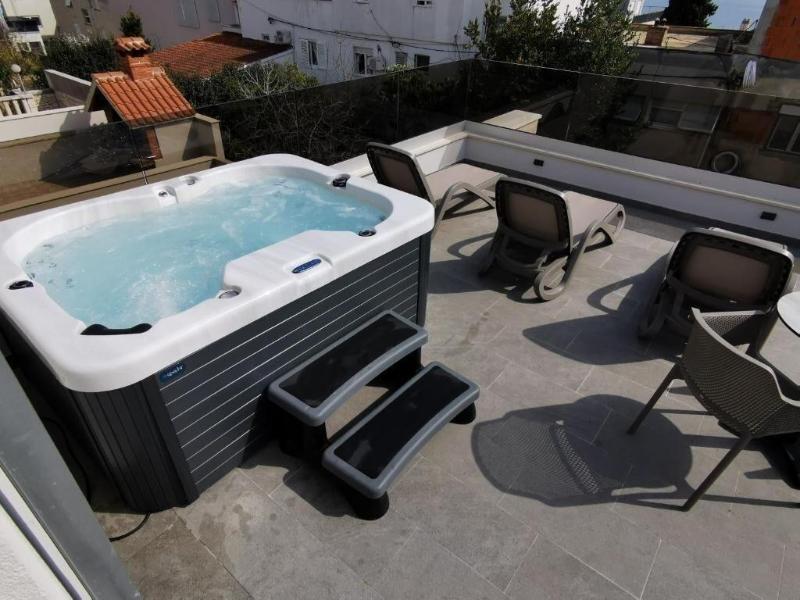 Luxury Rooms Pino image