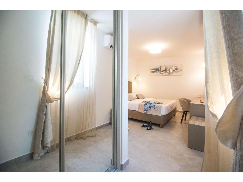 Luxury Rooms Pino image