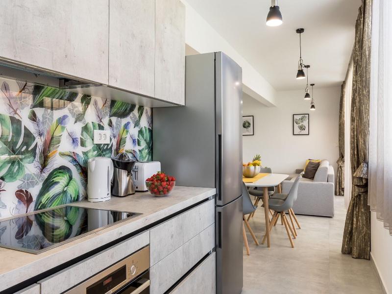 Luxury Rooms Pino image