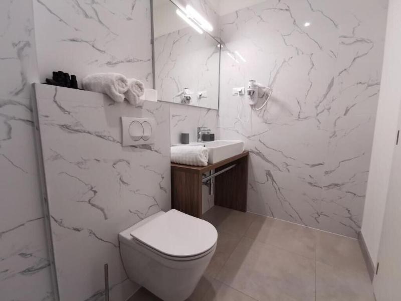 Luxury Rooms Pino image