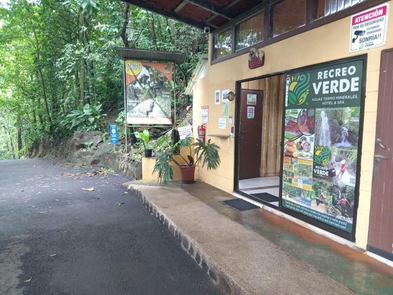 Recreo Verde Hot Springs Spa image
