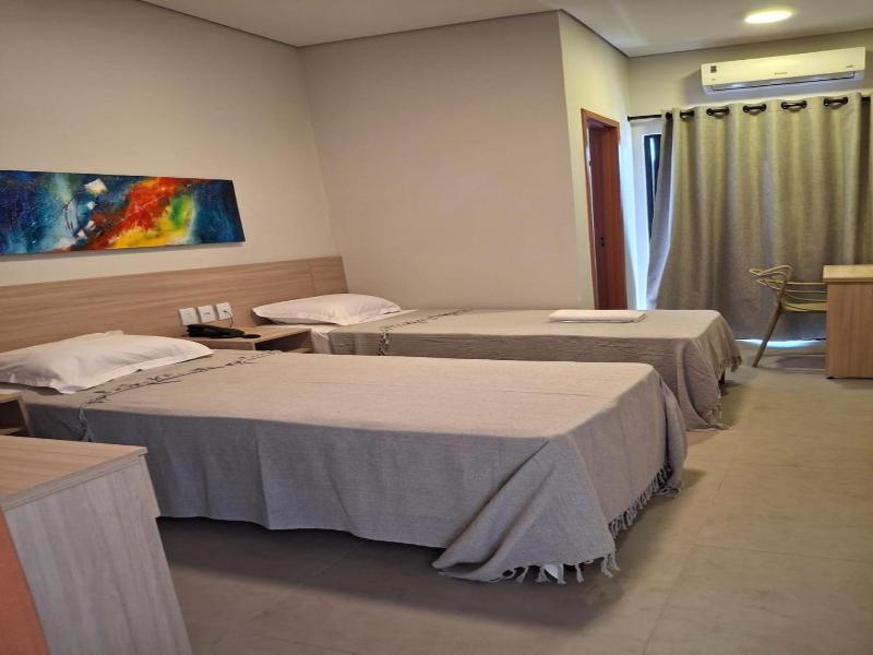 Hotel Verdes Mares