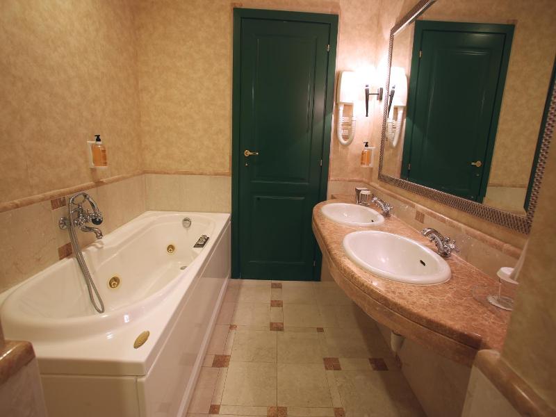 Relais La Fattoria image