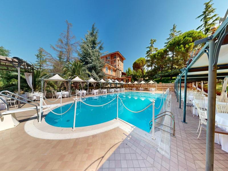 Relais La Fattoria image