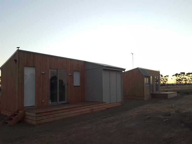 Lara Lodge image