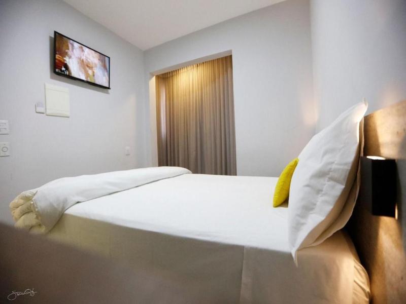 Aero Inn Hotel