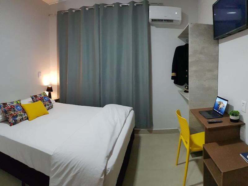 Aero Inn Hotel