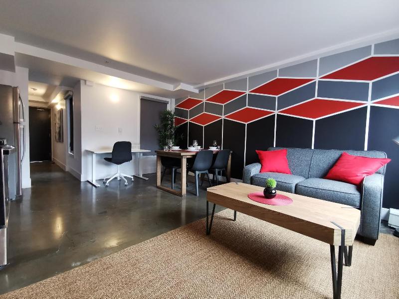 Cameo Hotel And Suites