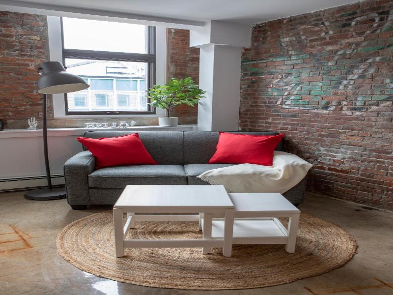 Cameo Hotel And Suites